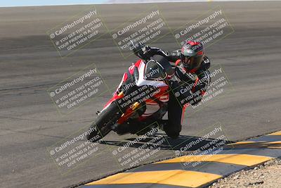 media/Nov-06-2023-Moto Forza (Mon) [[ce023d0744]]/3-Intermediate Group/Session 2 (Bowl)/